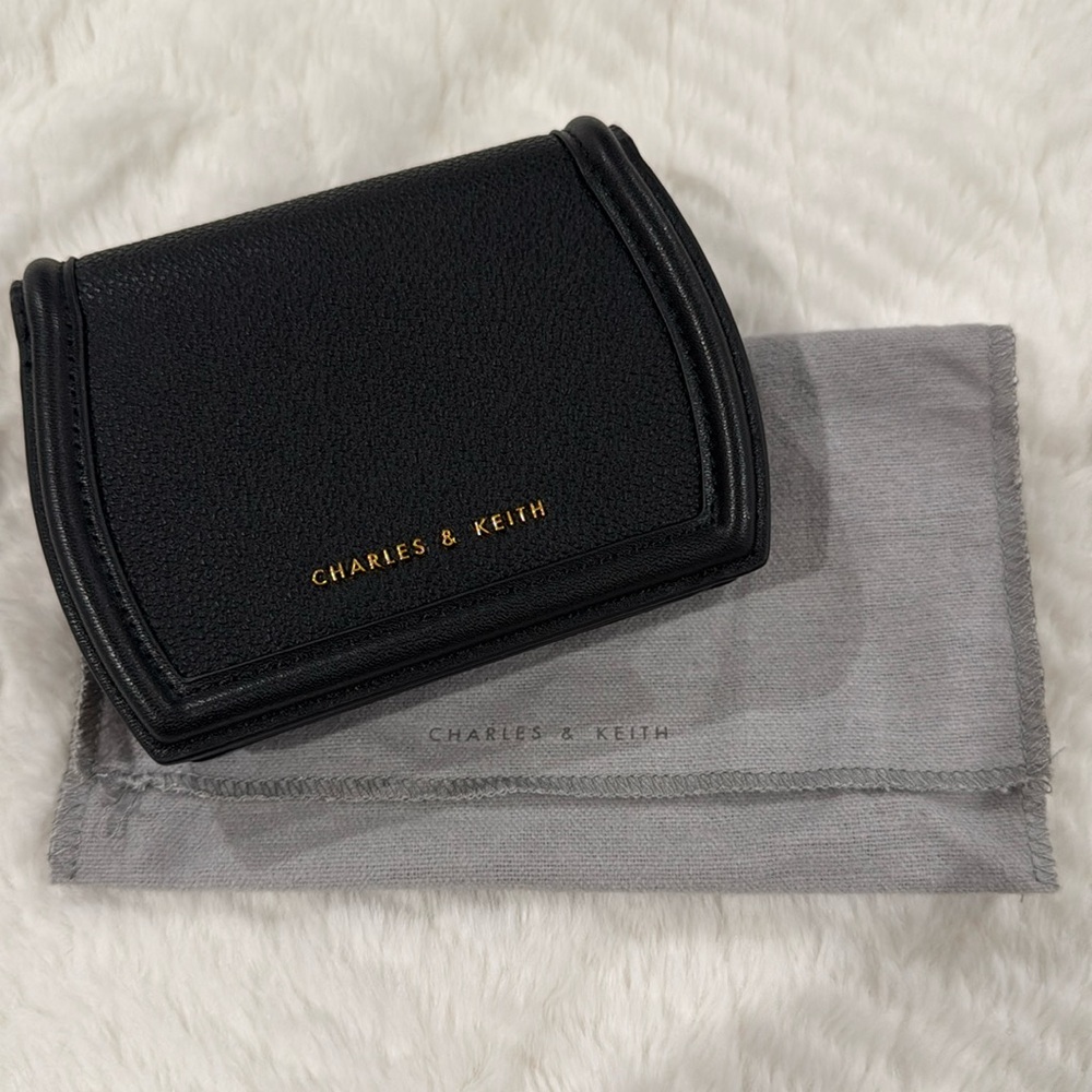 Charles & Keith wallet